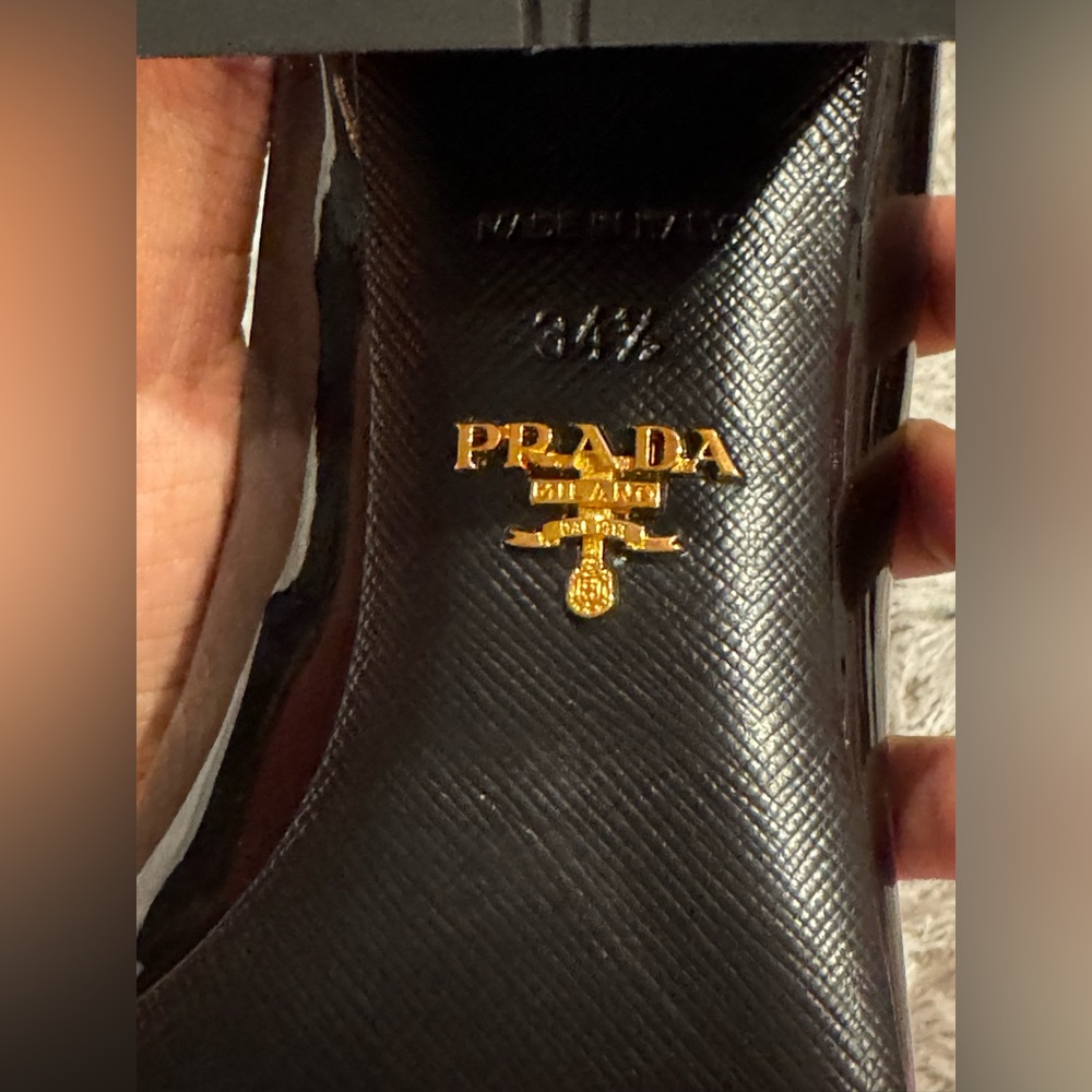 PRADA pumps - Picture 2 of 6